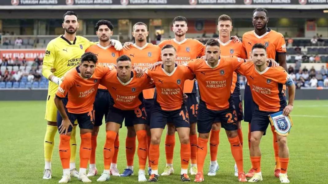 Başakşehir St. Patrick’s’i 2-0 mağlup etti! Konferans ligi vizesini kaptı! 3